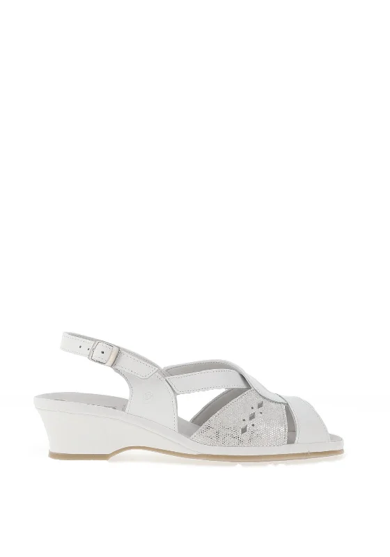 Suave Womens Capri Leather Multi Strap Sandals, White