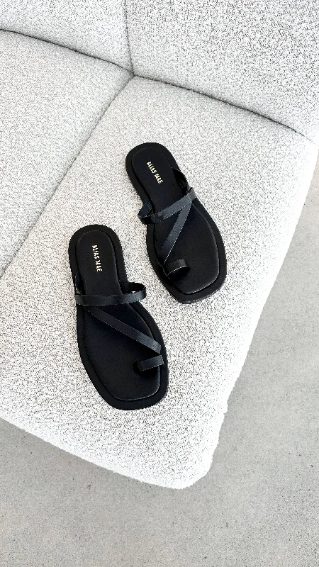 Kendra Sandal - Black Leather